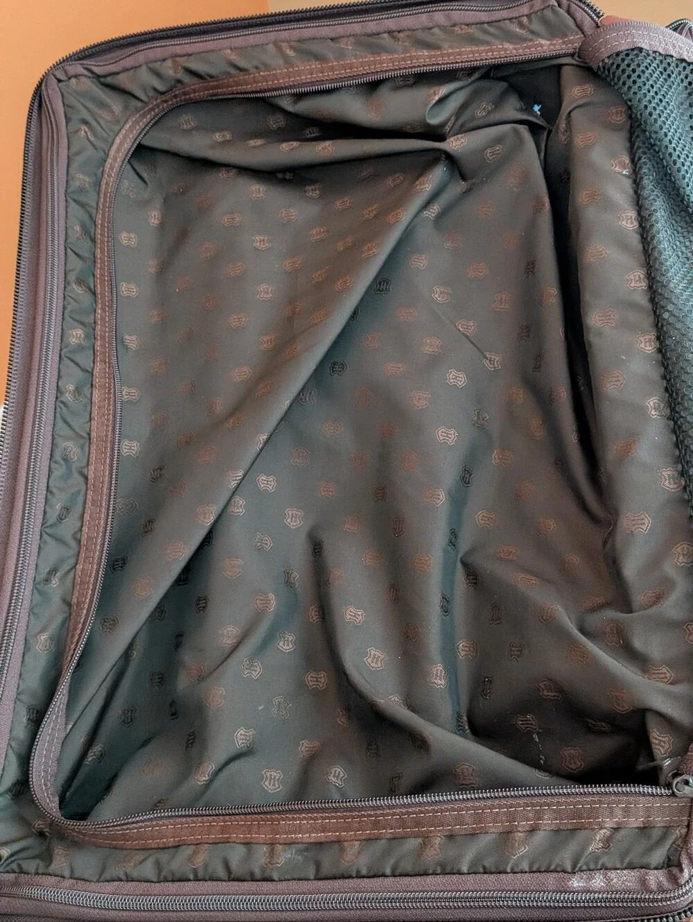 Vintege J.W.HULME CO.Made In America Leather Rolling Carry-On Bag - Brown